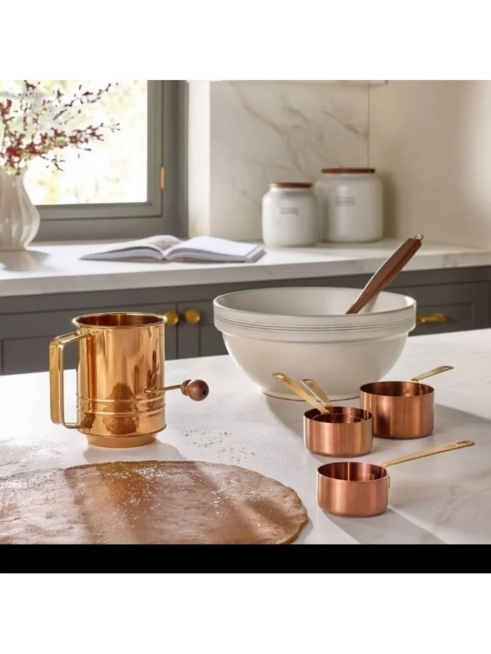 New Hearth & Hand Copper Finish Flour Sifter with Wooden Handle